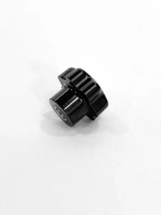 ETM RTR M6 Battery Stay Knob 006-9015