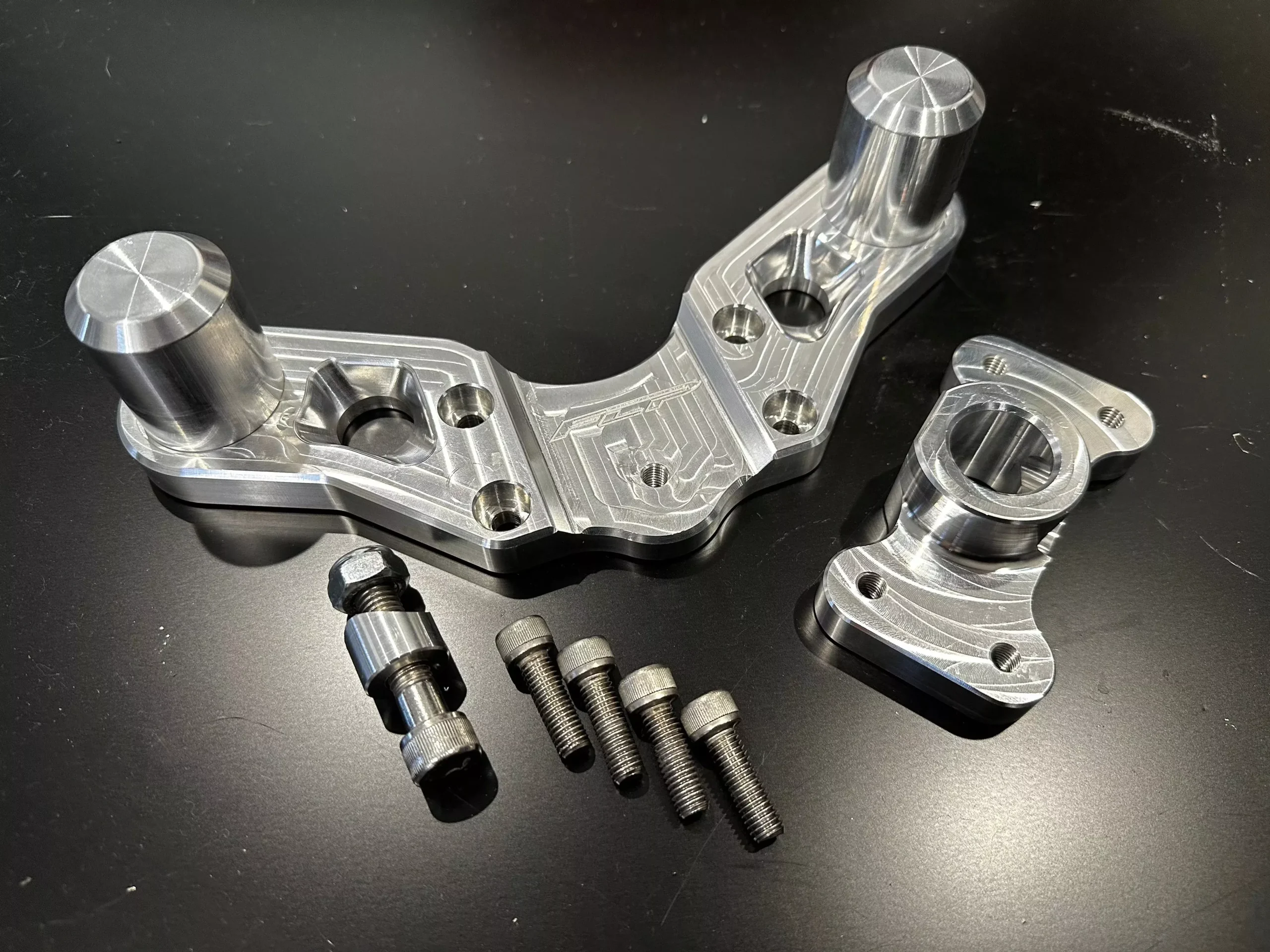 FLP Ruckus | Grom Lusso Handlebar Plate